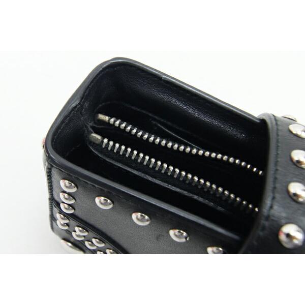 PRADA（プラダ） ポーチ スタッズ 1N1843 ブラック レザー 中古 