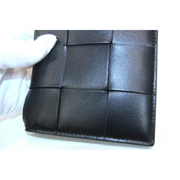 BOTTEGA VENETA（ボッテガ・ヴェネタ） パスポートケース カセット