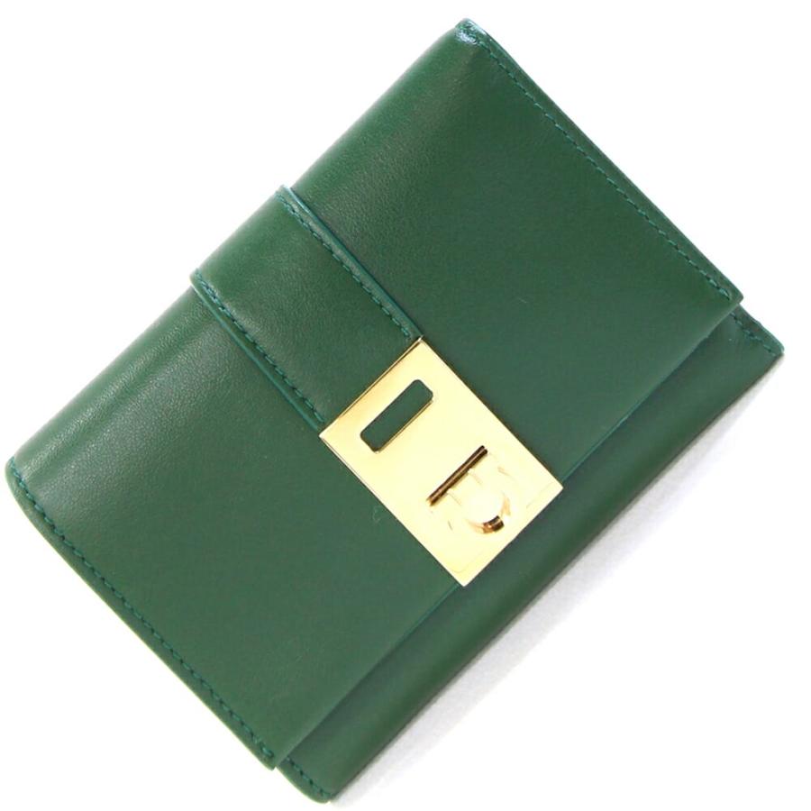 フェラガモ 三つ折り財布 ガンチーニ 220630 中古 FERRAGAMO（フェラガモ） 三つ折り財布 ガンチーニ 220630 グリーン