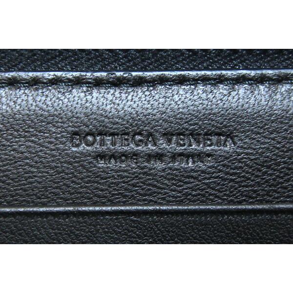 BOTTEGA VENETA（ボッテガ・ヴェネタ） ラウンドファスナー長財布