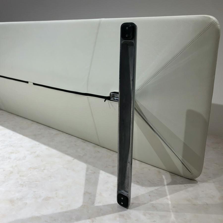 【 中古 】 CASSINA IXC アリアス TT３FLATベンチソファ 本革 高級家具 リユース家具 デザイナーズチェア デザイナーズ家具 送料無料_8