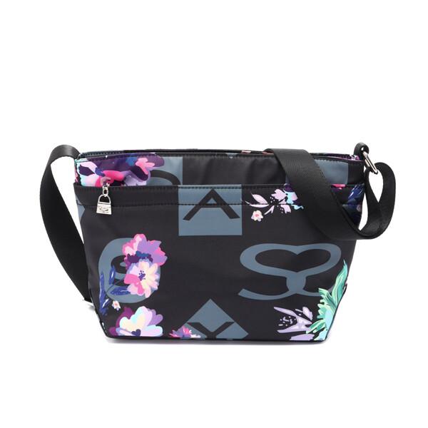 SAVOY（サボイ） 目を引く色鮮やかな花柄とモノグラムをプリントした 