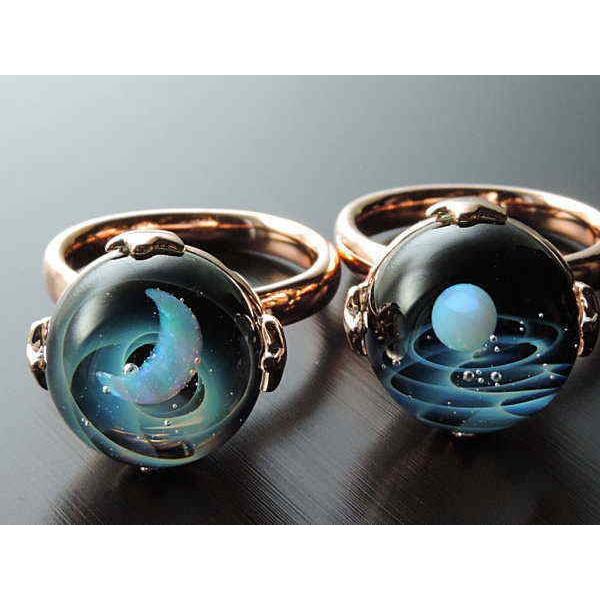 1点物 オリジナル ホワイトオパール入り 宇宙ガラスリング ピンク