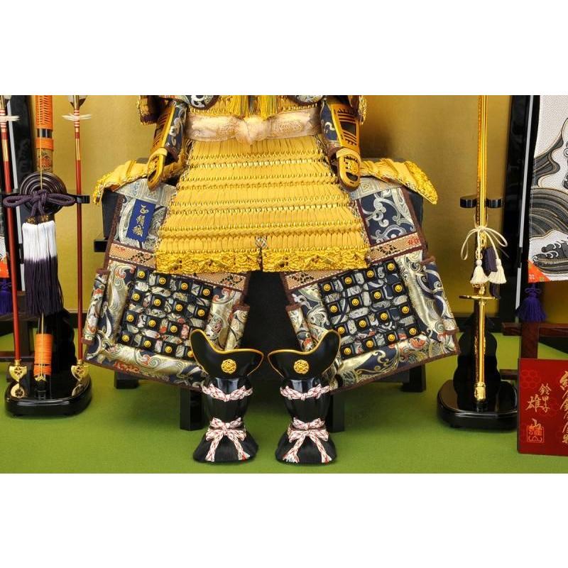 美品　甲冑師 鈴甲子雄山作 平安時代 金小札緋威 大鎧 五月人形 五月人形 鎧平飾り 鈴甲子雄山作 12号甲子之吉祥緋縅大鎧飾り 5-53-301