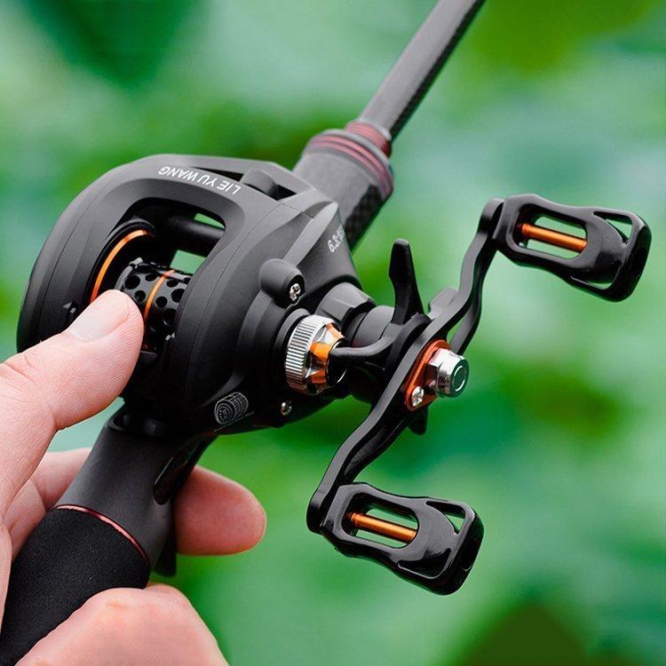 人気沸騰ブラドン リール 左ハンドル右ハンドル リール ベイトリール 釣りリール 左 右 巻き ハンドル 最大ドラグ力5 5kg ギア比6 3 1 軽量 10レベル ブレーキ 遠投 渓流 淡水釣り 海釣り 収納袋付 汎用 Www Threeriversofs Com