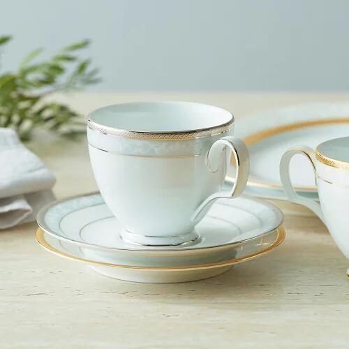 Noritake（ノリタケ）ハンプシャープラチナ カップ＆ソーサー ペア
