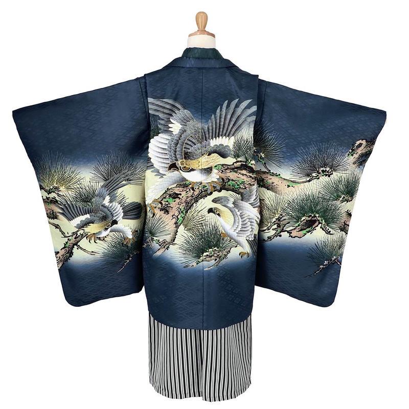 現行品　2024年購入　5歳用　鷹宝船・紺 七五三着物セット 110-120cm 七五三 着物 レンタル 753 5歳 男の子 紺 鷹に松×黒縞(BY190) 端午の