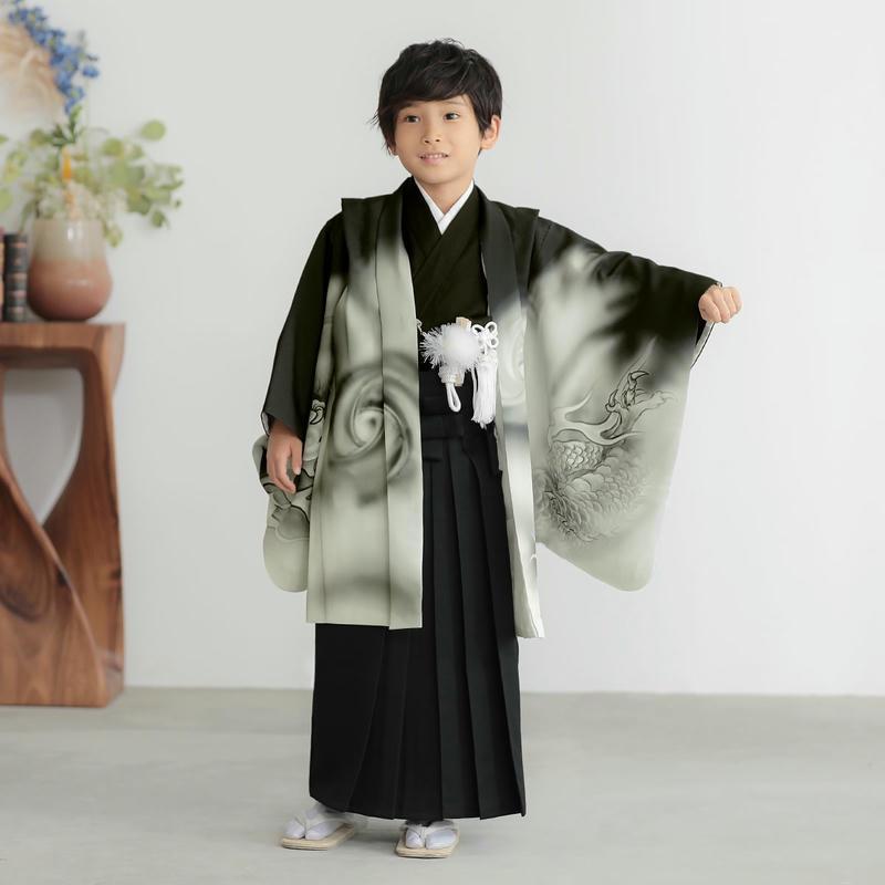 七五三用 伝統的な黒い着物　ポリエステル　中古　五歳 七五三 着物 レンタル 753 5歳 男の子 黒 墨絵龍×黒 端午の節句 こども