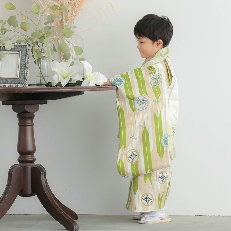 七五三 着物レンタル 3歳 753 男の子 フルセット 被布 白×黄緑 兜に丸