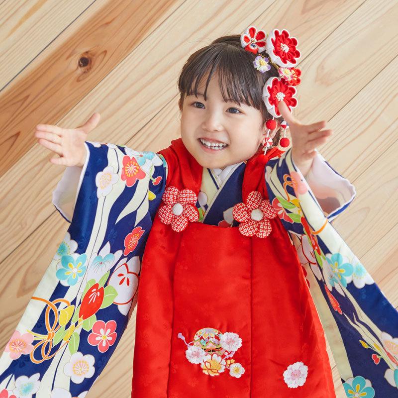 753 七五三 着物レンタル 3歳 女の子 フルセット 被布 赤×紺 矢 753 七五三 着物レンタル 3歳 女の子 フルセット 被布 赤×紺 矢
