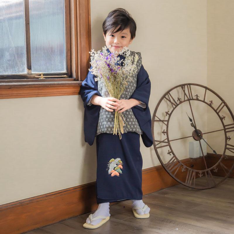 七五三 着物レンタル 3歳 753 男の子 フルセット 被布 黒麻の葉×紺刺繍