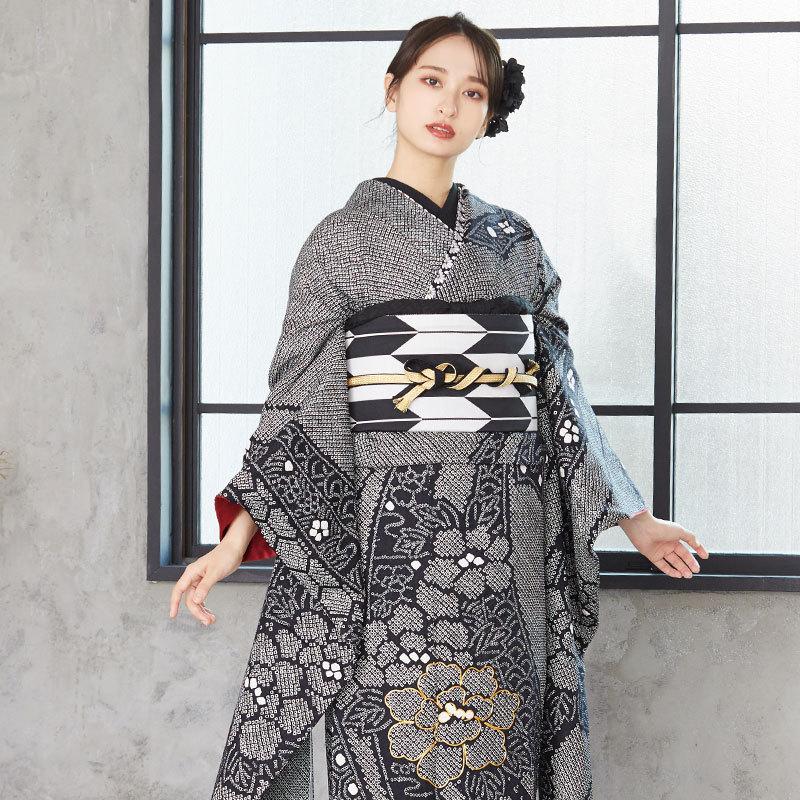 振袖レンタル 黒 絞り 熨斗に牡丹(絹)(宅) 成人式 結婚式 モデル着用