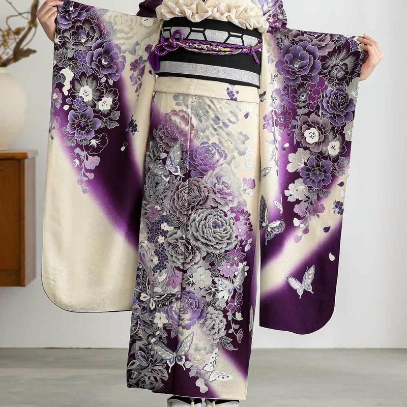 振袖レンタル 白紫 輝く牡丹に蝶(絹) 成人式 結婚式 一点物 対応身長