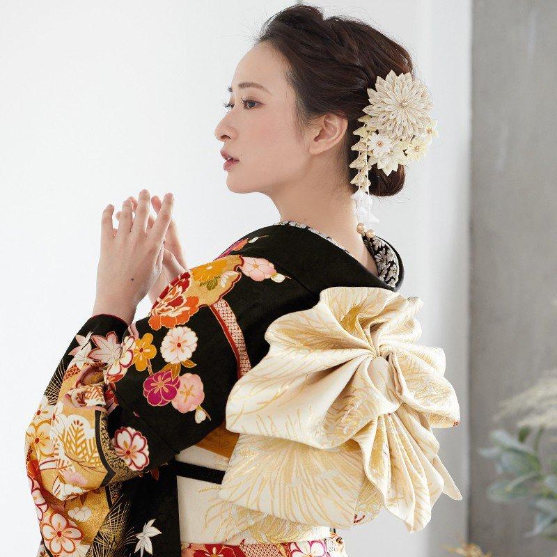 SALE 振袖レンタル 黒 熨斗豪華古典文様 (絹) 成人式 結婚式