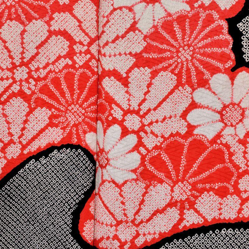 振袖レンタル  黒 総絞り 赤い菊 成人式 結婚式 モデル着用小物セット 対応身長154〜165cm 2〜11月利用 R1943の画像