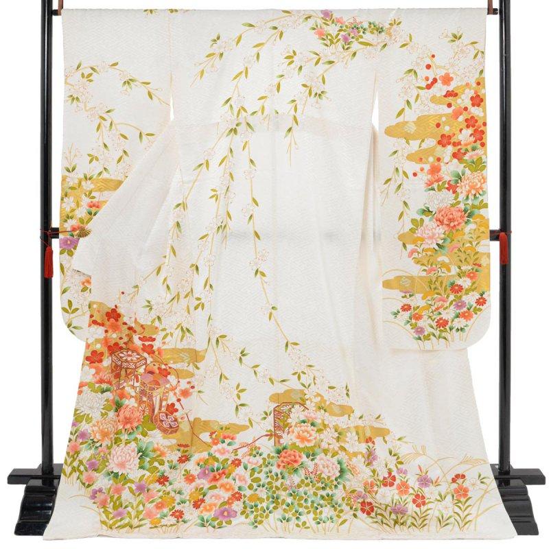 振袖レンタル  白 貝桶に枝垂桜と菊 成人式 結婚式 対応身長154〜165cm 2〜11月利用 R1975の画像