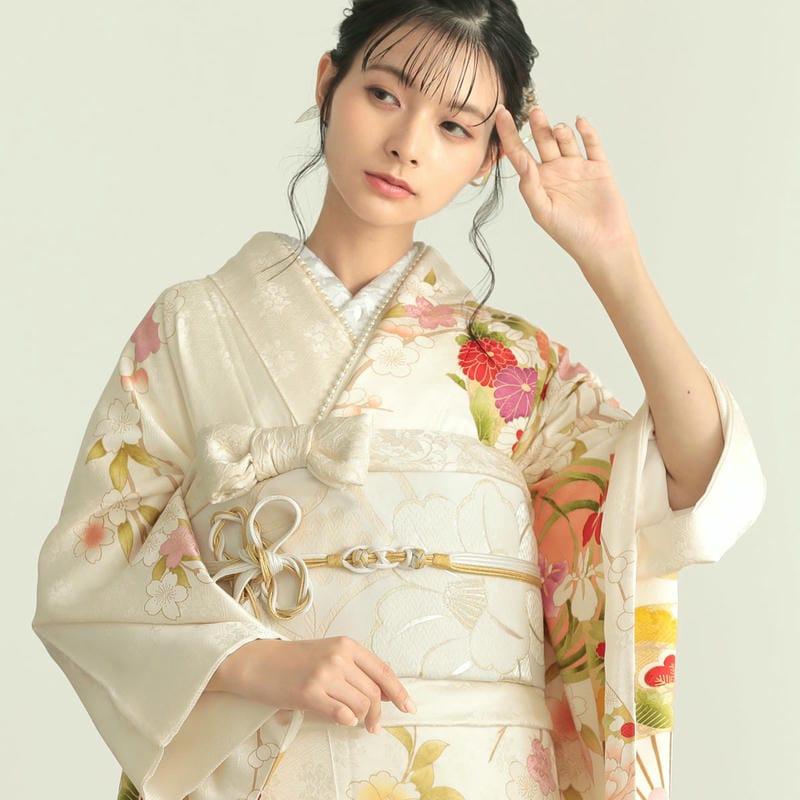 振袖レンタル  オフホワイト 扇面花丸文に椿 成人式 結婚式 対応身長146〜153cm 2〜11月利用 R2084の画像