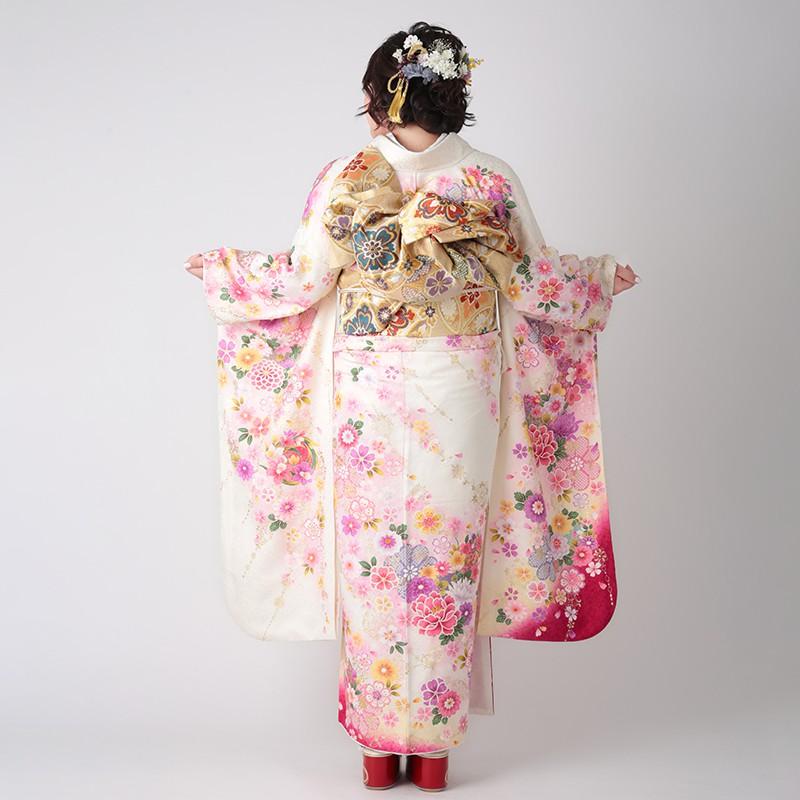 振袖 レンタル 成人式 結婚式 白 花紋に牡丹(絹)(w) 一点物 12月〜1月利用 対応身長150〜160cm RS1118の画像
