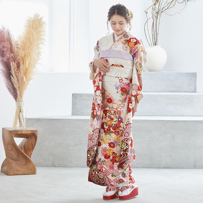 【最終値下げ】 振袖 レンタル 成人式 結婚式 白 流水に菊牡丹貝桶(絹) 一点物12月〜1月利用 対応身長154〜165cm RS1540 【F1153591661】(42120円)