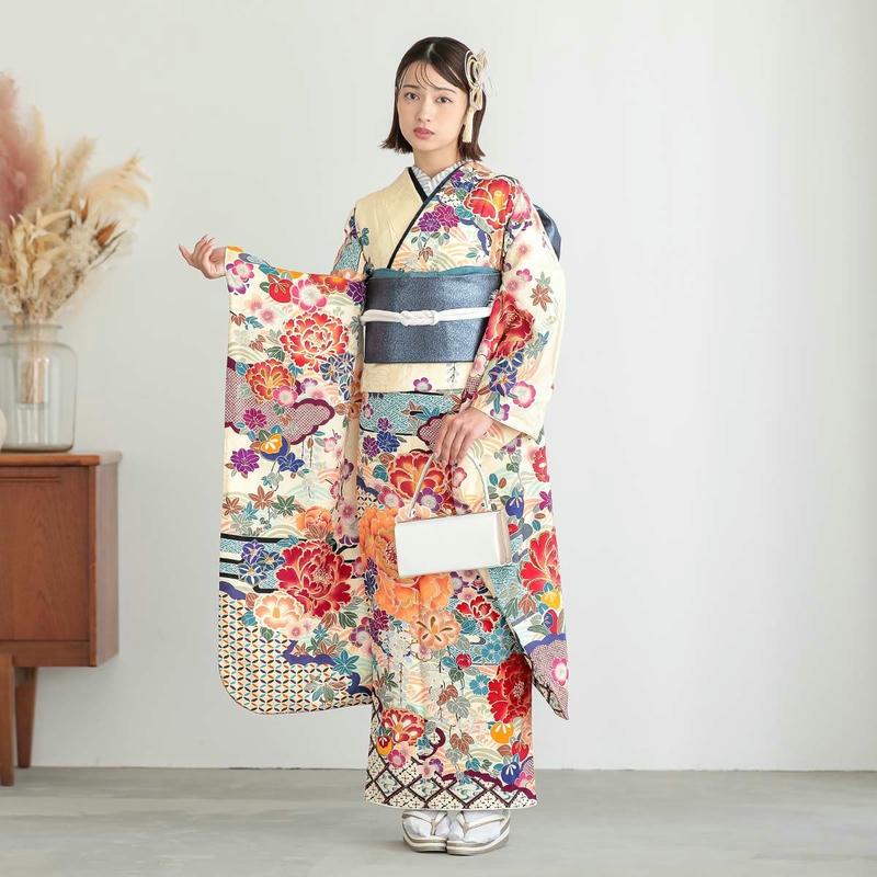 振袖 レンタル 成人式 結婚式 クリーム色 雲波に牡丹(絹)(R1828)12月
