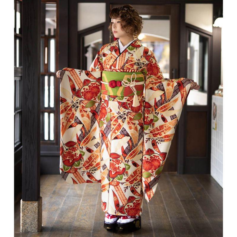 振袖 レンタル 成人式 結婚式 クリーム色 橘と笹竹 九重 12月〜1月利用