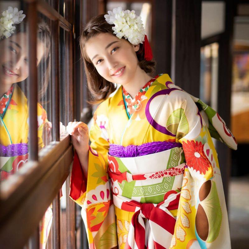振袖 レンタル 成人式 結婚式 黄色 貝桶と桧扇に梅(絹) 芸艸堂 12月〜1月利用 対応身長154〜165cm RS1882の画像