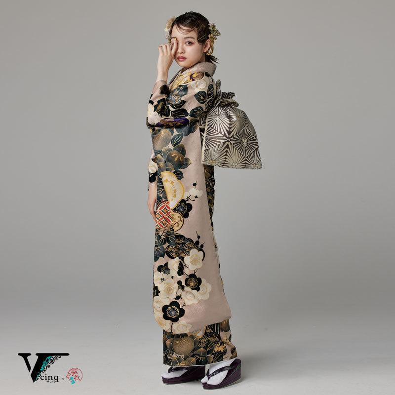 匿名配送 振袖 レンタル 成人式 結婚式 ピンクベージュ 松に吉祥花（R1990）Vサンク 12月〜1月利用 対応身長165〜169cm RS2019 【CEG2957923293】(108000円)