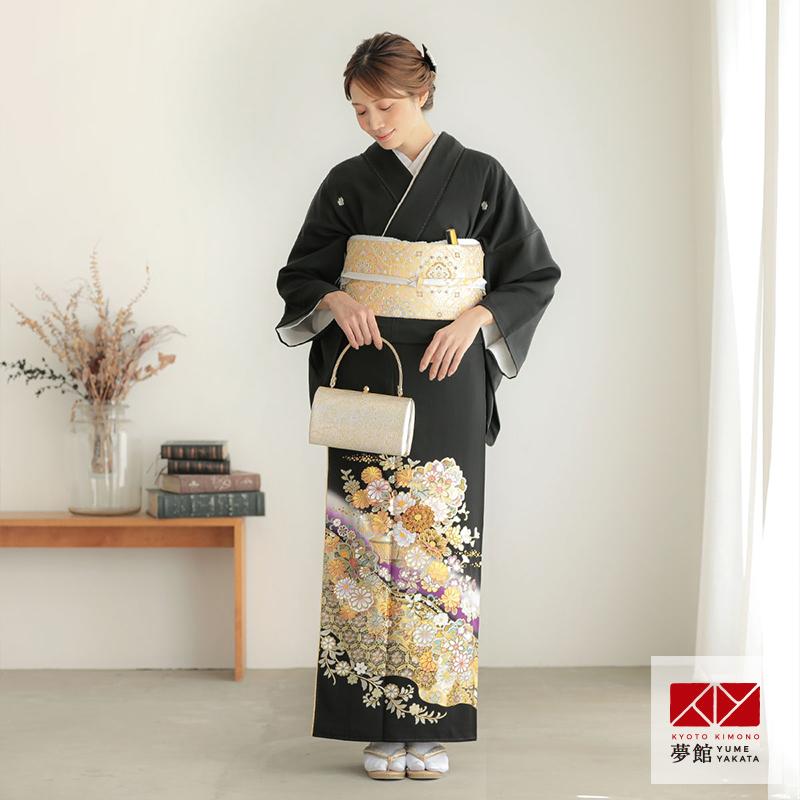 YUMI KATSURA 黒留袖 レンタル 桂由美 結婚式 刺繍 紫 道長取り YUMI KATSURA 黒留袖 レンタル 桂由美 結婚式 刺繍 紫 道長取り