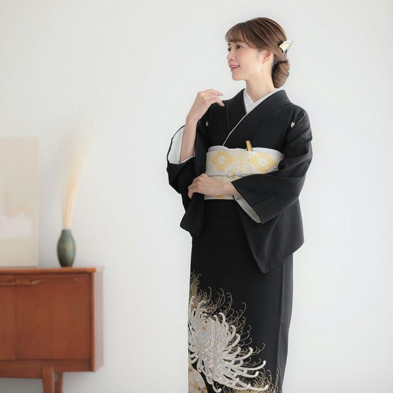 YUMI KATSURA（ユミカツラ） 黒留袖 レンタル 桂由美 結婚式 刺繍 道長