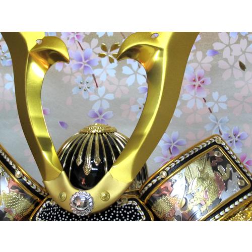 五月人形 兜飾り 着用兜 ケース付 オルゴール付 美品 豪華 写真立てオルゴール付き五月人形ケース 兜飾り10号中鍬角兜ケース飾り