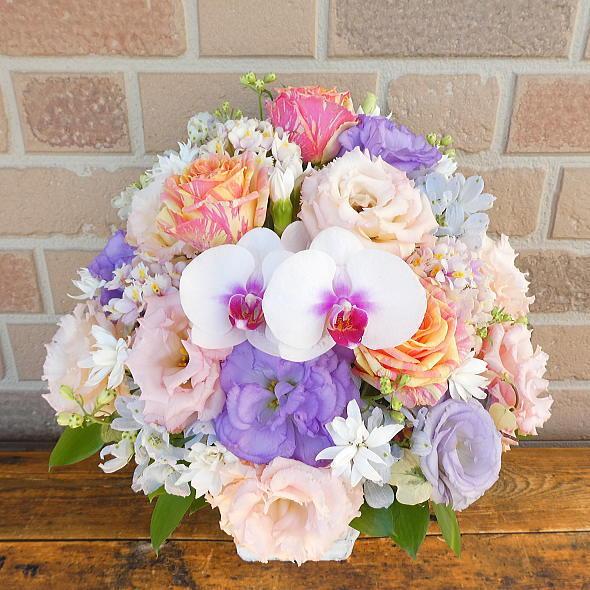 誕生日 プレゼント 花 お祝い コチョウラン 結婚記念日 楽屋花 おしゃれ 豪華 上品 胡蝶蘭入り フラワーアレンジメント 5600円 お届け商品画像送信サービス Ak 0005 フラワーギフトのヤーミーyahoo 店 通販 Yahoo ショッピング