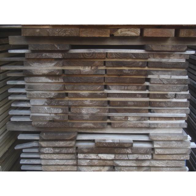 杉 蜜蜂巣箱材 灰汁抜き済み 荒材 一等 255ミリ長&times;35ミリ厚&times;210ミリ幅 24枚入り：送料ヤマト便Fサイズ