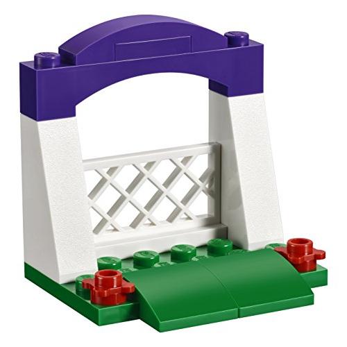 受発注 LEGO Friends Heartlake Sports Centre 41312 Building Kit [並行輸入品]