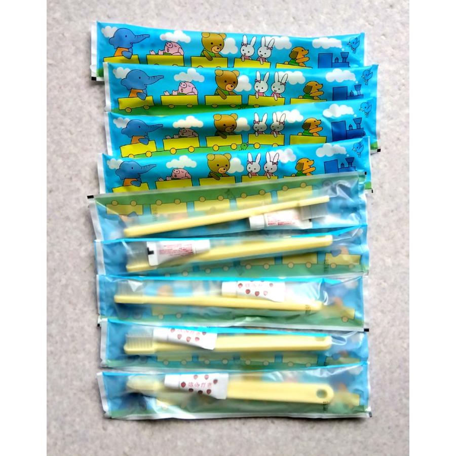 (送料無料）子供歯ブラシ（いちご味）ハミガキチューブセット４０本　配送クリックポストの為日時・時間指定はできません。 |  | 02