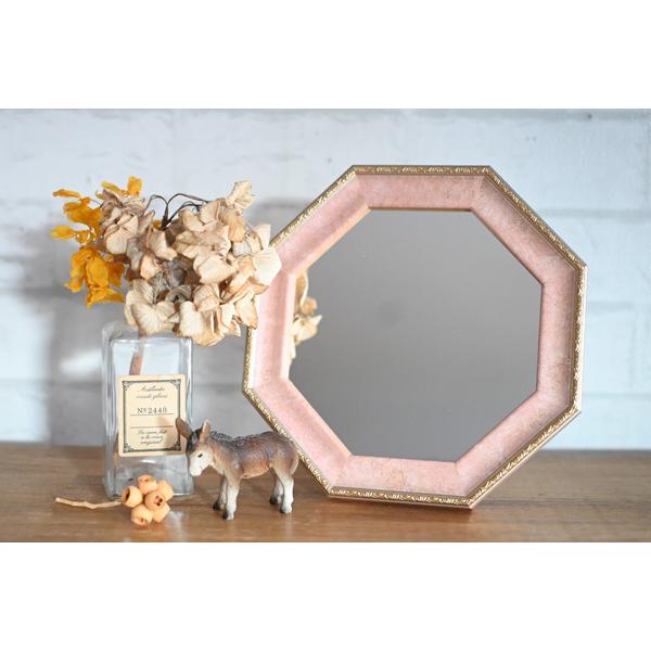 ヴィンテージ ウォールミラー アンティーク風 八角形の鏡を玄関に飾ると風水で開運につながると言われています