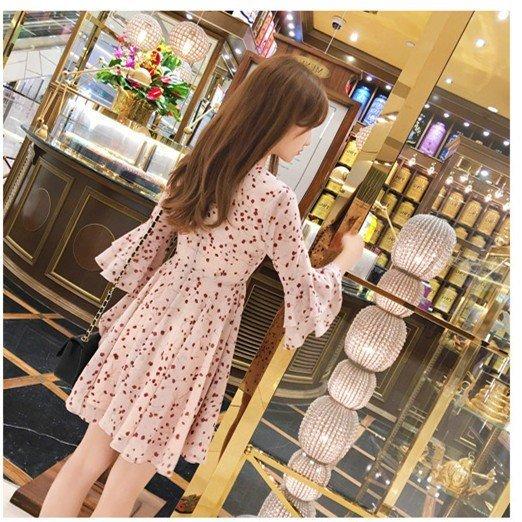 低価格の エレガント可愛い フレアスリーブ 膝上丈vネック レディース春夏 花柄ミニワンピース フレアシフォンワンピース 体型カバー 柔らか セクシー Xxl Xl L M S ワンピース サイズ S Www We Job Com