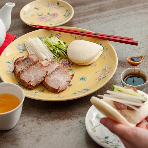 share with Kurihara harumi 栗原はるみ/洋食器/花中華 大皿 ホワイト