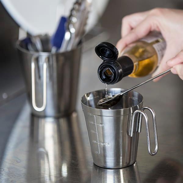 栗原はるみさんの愛用品 銀器セット Amazon.co.jp: （栗原はるみ 監修 調味料セット）栗原はるみ