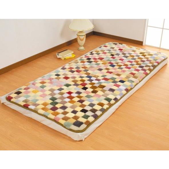 70's クロス柄 パッチワーク リアルムートン Rug D.STOCK カーペット マット 畳 ラグ ムートン パッチワークシーツ 手作りパッチ