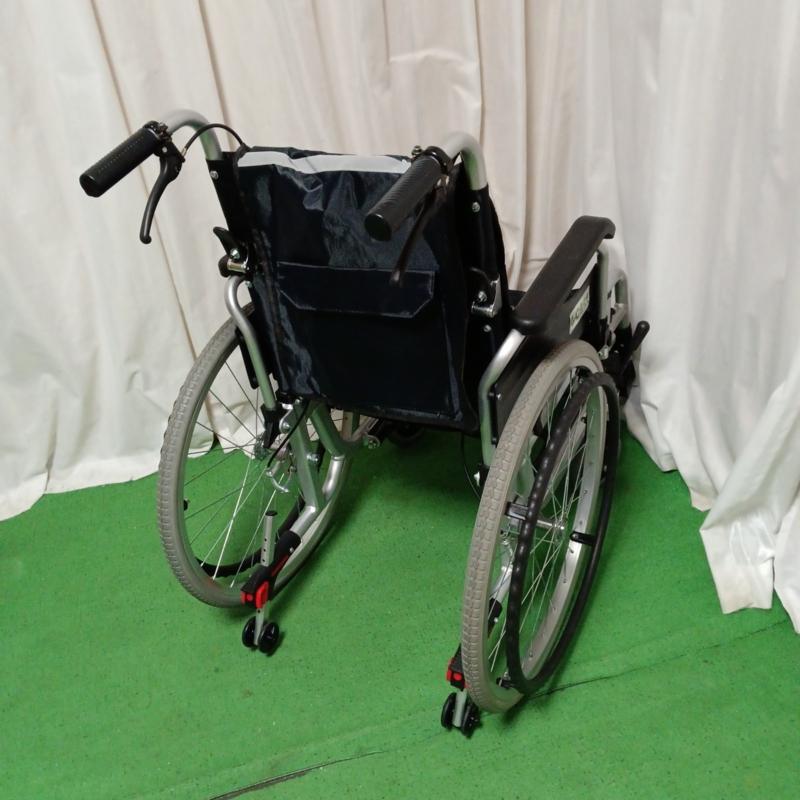 中古 車椅子 Bランク G-CARE 自走式車椅子 マルピー自走式 肘上 フット 
