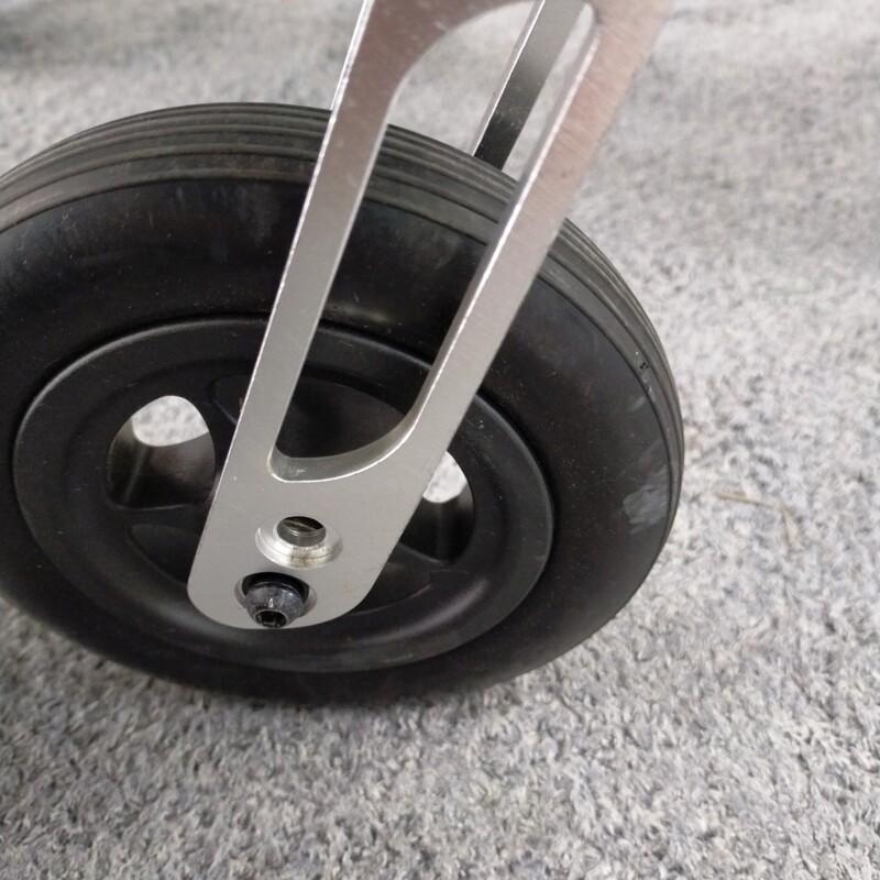 中古 車椅子 Bランク 松永製作所 介助式車椅子 USL-2B 軽量 コンパクト
