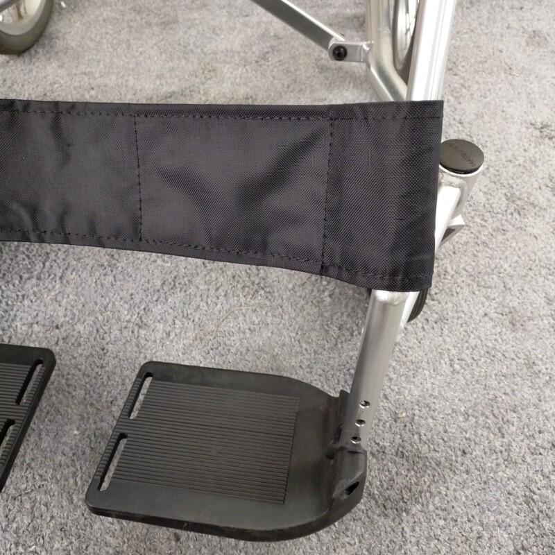 車いす　松永製作所　USL-2B　中古 中古 車椅子 Bランク 松永製作所 介助式車椅子 USL-2B 軽量 コンパクト
