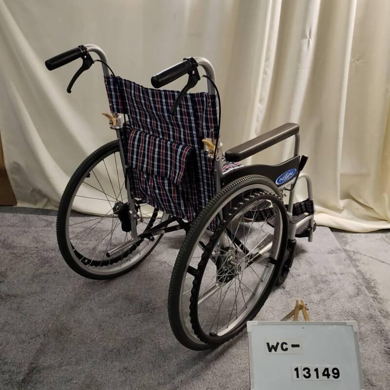 中古 車椅子 Bランク 日進医療器 自走式車椅子 NEO-1 軽量 折りたたみ 