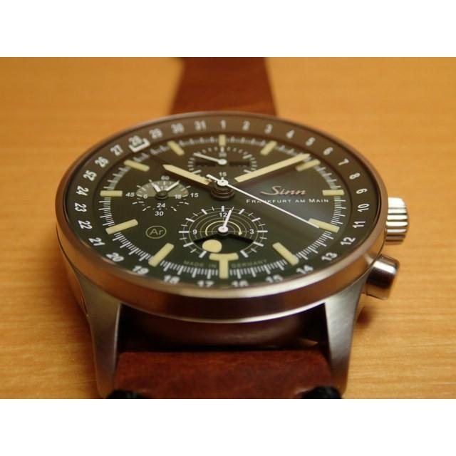 ジン SINN 腕時計 3006 ムーンライト表示 という 複雑機能 を持つ ジン 