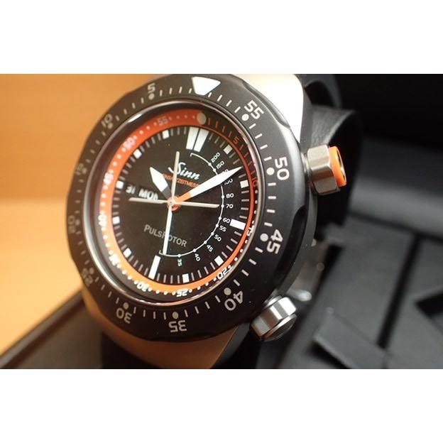 Sinn ジン 腕時計 SINN EZM12 ドクターヘリの救命医師のために