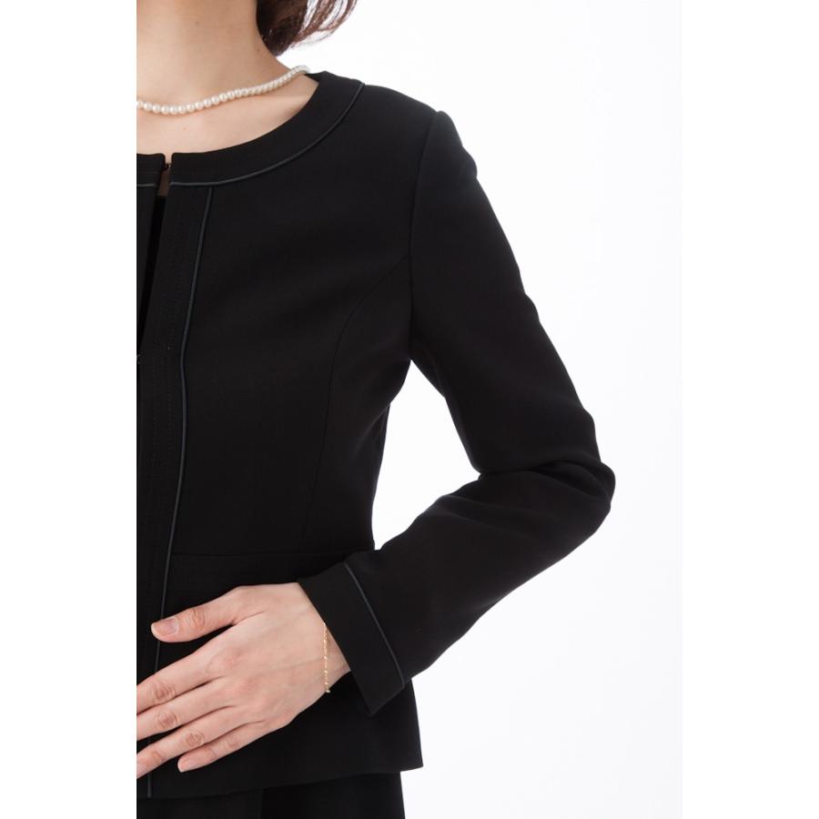 ブラックフォーマル　礼服　喪服　半袖ワンピース　ボレロ　ジャケット　11号 商品番号1001503]ボレロデザインの前開きワンピース |CARETTE
