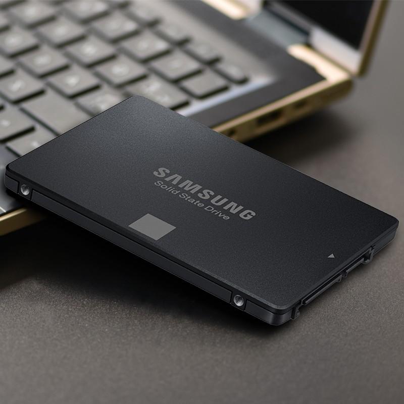 送料無料 サムスン新しいバージョン本物120ギガバイト850 sata 6ギガバイト/秒内部ソリッドステートディスクr/w速度まで540メガバイト/秒