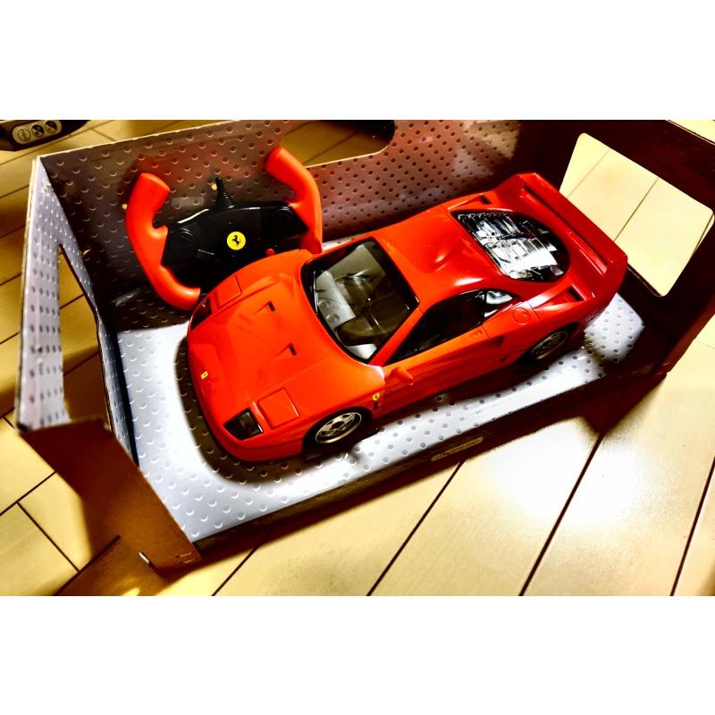 Ferrari フェラーリF40 電動リモコンカー フェラーリ40周年記念 Ferrari フェラーリF40 電動リモコンカー フェラーリ40周年記念