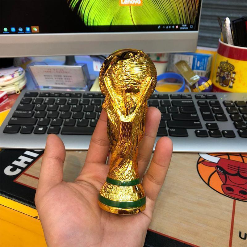 カタール FIFA ワールドカップ トロフィー レプリカ 36cm 原寸大モデル 実物大サイズ 優勝トロフィー W杯 サッカー日本代表 応援｜yy-apollo-store｜04