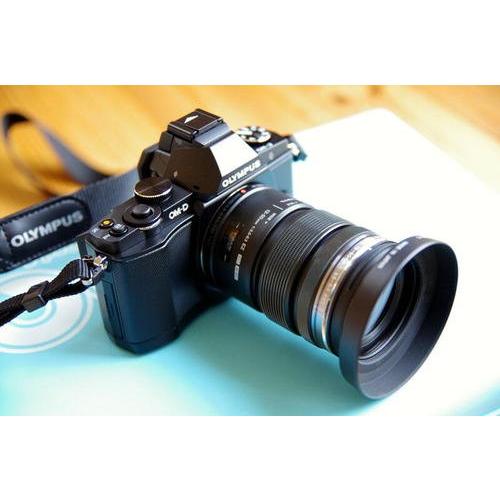 OLYMPUS ミラーレス一眼 OM-D E-M5 ダブルズームキット ブラック OLYMPUS ミラーレス一眼 OM-D E-M5 ダブルズームキット ブラック
